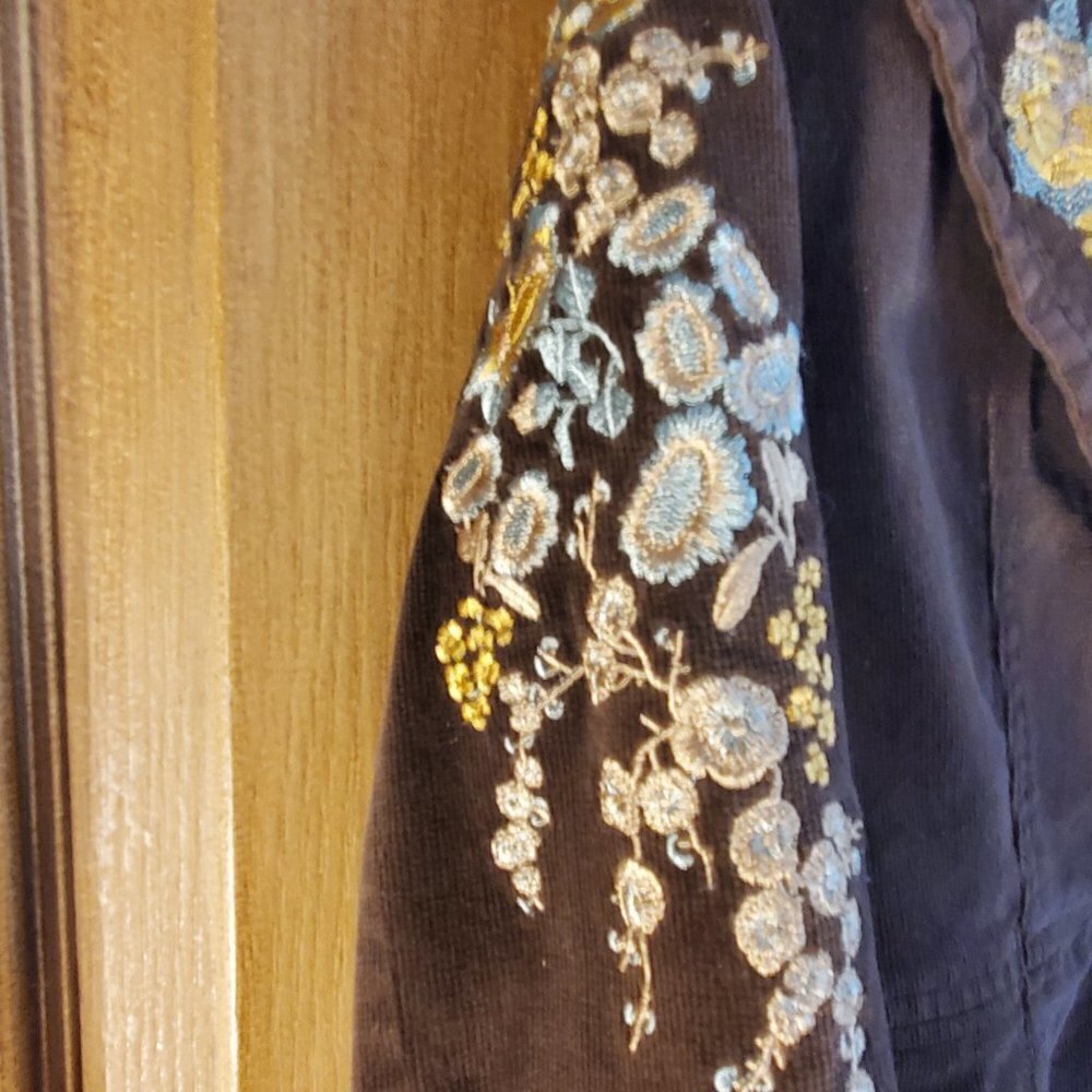 Jacket Lightweight Brown Corduroy with Floral Embroidery Women's Size Large EUC - Picture 6 of 9